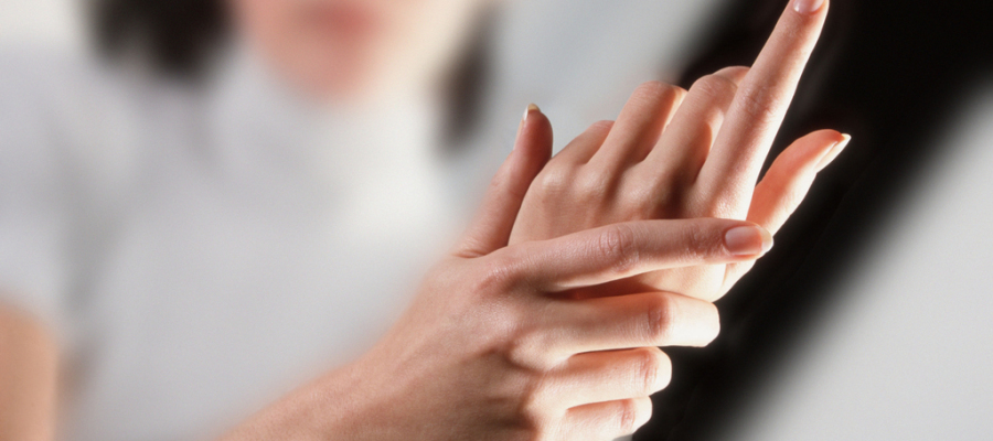 С чем связано онемении тела?